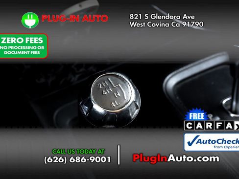 Used 2017 Jeep Wrangler Unlimited Sport w/ Connectivity Group AWD/4WD image 22