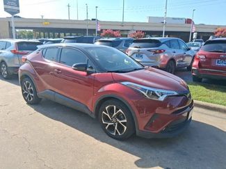 Used 2019 Toyota C-HR Limited FWD video 1