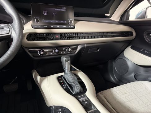 Used 2024 Honda HR-V LX image 15
