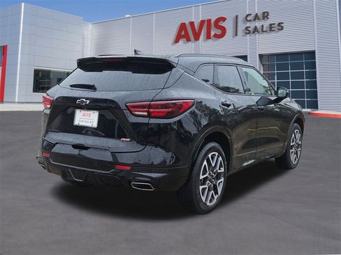 Used 2025 Chevrolet Blazer RS image 6