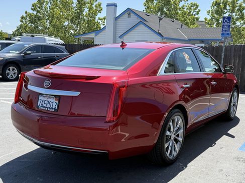 Used 2013 Cadillac XTS FWD image 5