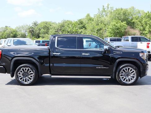 Used 2024 GMC Sierra 1500 Denali Ultimate AWD/4WD image 10