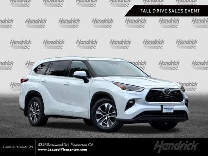 Used 2022 Toyota Highlander XLE