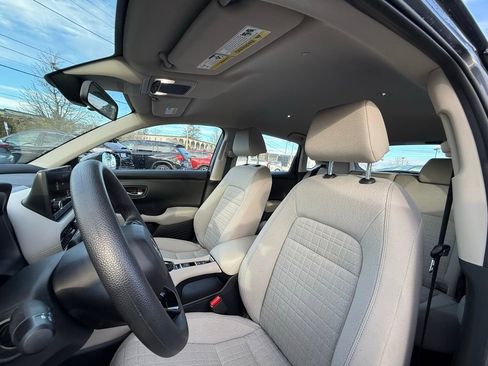 Certified 2023 Honda HR-V LX image 31