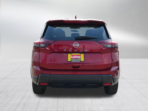 Used 2025 Nissan Rogue SV AWD/4WD image 6