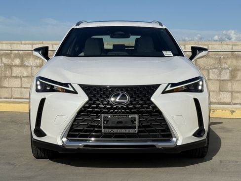 New 2025 Lexus UX 300h FWD image 6