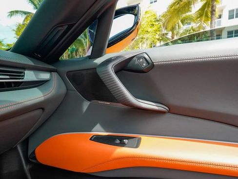 Used 2019 BMW i8 Roadster AWD/4WD image 80