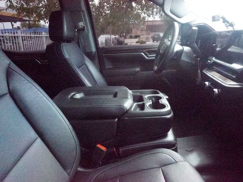Used 2024 GMC Sierra 1500 Elevation AWD/4WD image 11