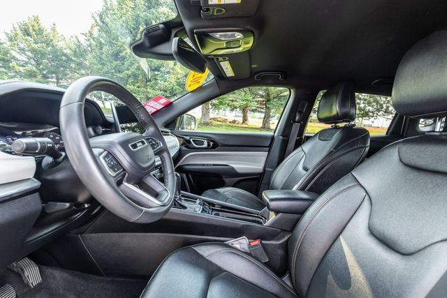 Used 2023 Jeep Compass Limited AWD/4WD image 10