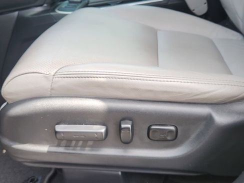 Used 2016 Honda CR-V Touring image 22