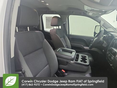 Used 2017 Chevrolet Silverado 2500 LT w/ LT Convenience Package AWD/4WD image 31