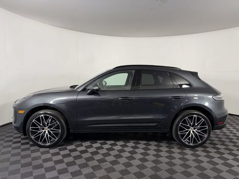Used 2023 Porsche Macan AWD/4WD image 11