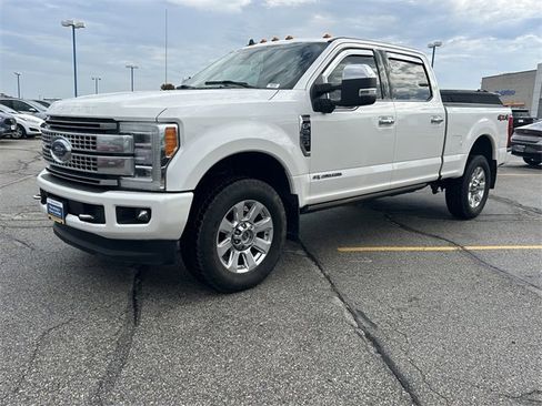 New 2025 Ford F350 Platinum w/ Tremor Off-Road Package image 9