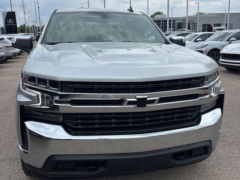 Used 2021 Chevrolet Silverado 1500 LT AWD/4WD image 2