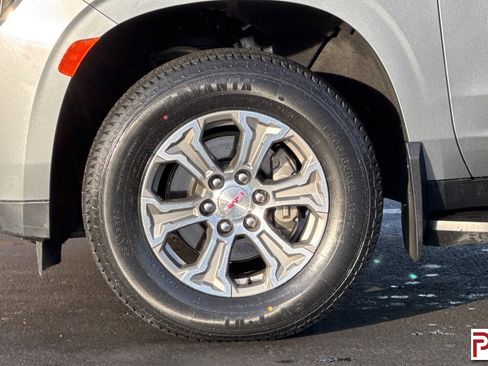 Certified 2023 GMC Yukon XL SLE w/ Gmc Pro Safety Plus Package image 33