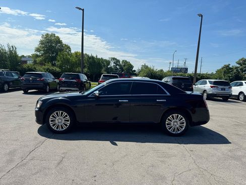 Used 2013 Chrysler 300 C AWD/4WD image 6