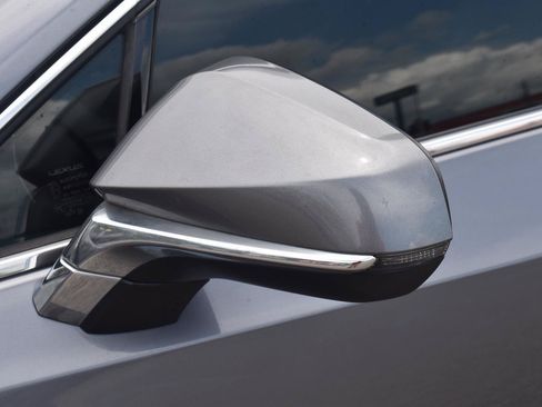 Used 2019 Lexus NX 300 FWD w/ Comfort Package image 4