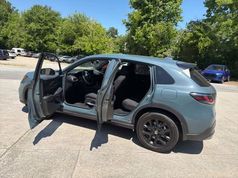 Used 2025 Honda HR-V Sport image 20