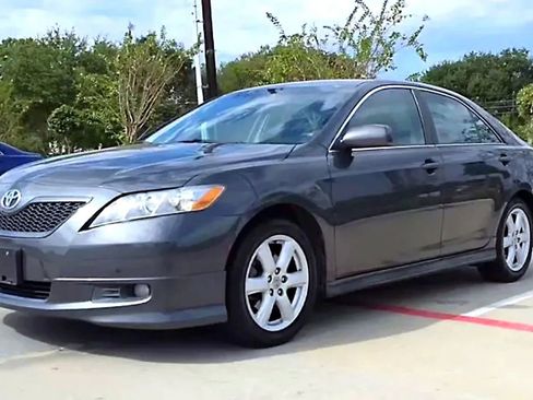 Used 2009 Toyota Camry SE image 12