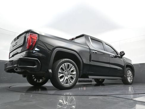 Used 2021 GMC Sierra 1500 Denali w/ Denali Ultimate Package AWD/4WD image 27