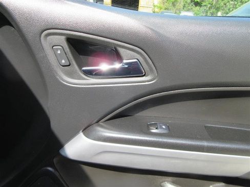 Used 2022 Chevrolet Colorado LT w/ Fleet Safety Package image 27