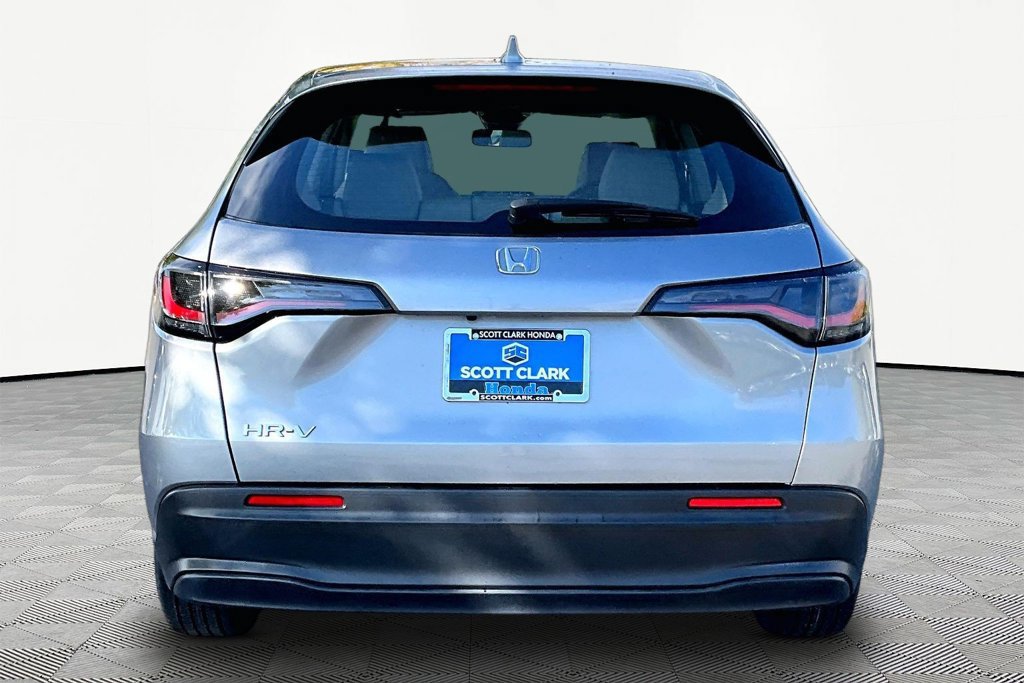 Used 2025 Honda HR-V LX image 7