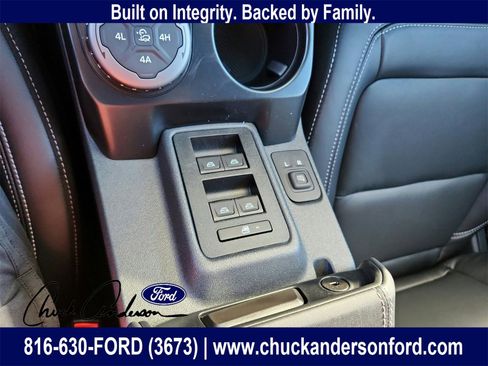 New 2025 Ford Bronco Outer Banks w/ Sasquatch Package image 20