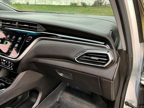 Used 2023 Chevrolet Bolt LT w/ Infotainment Package image 16