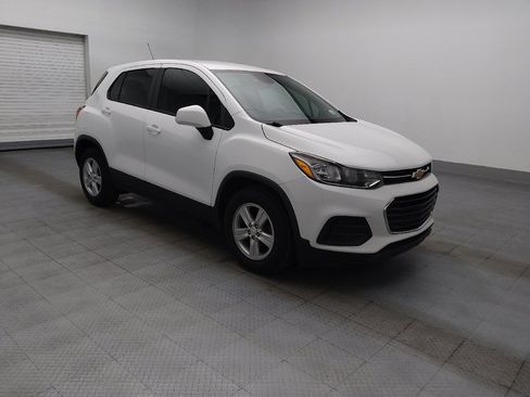 Used 2020 Chevrolet Trax LS FWD image 11