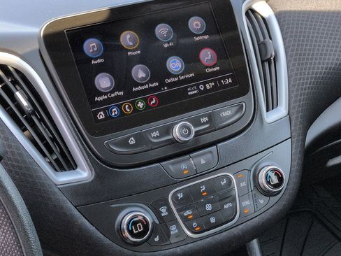 Used 2024 Chevrolet Malibu LT image 23