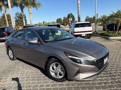 Certified 2023 Hyundai Elantra SE