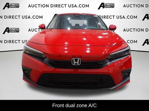 Used 2022 Honda Civic Touring image 3