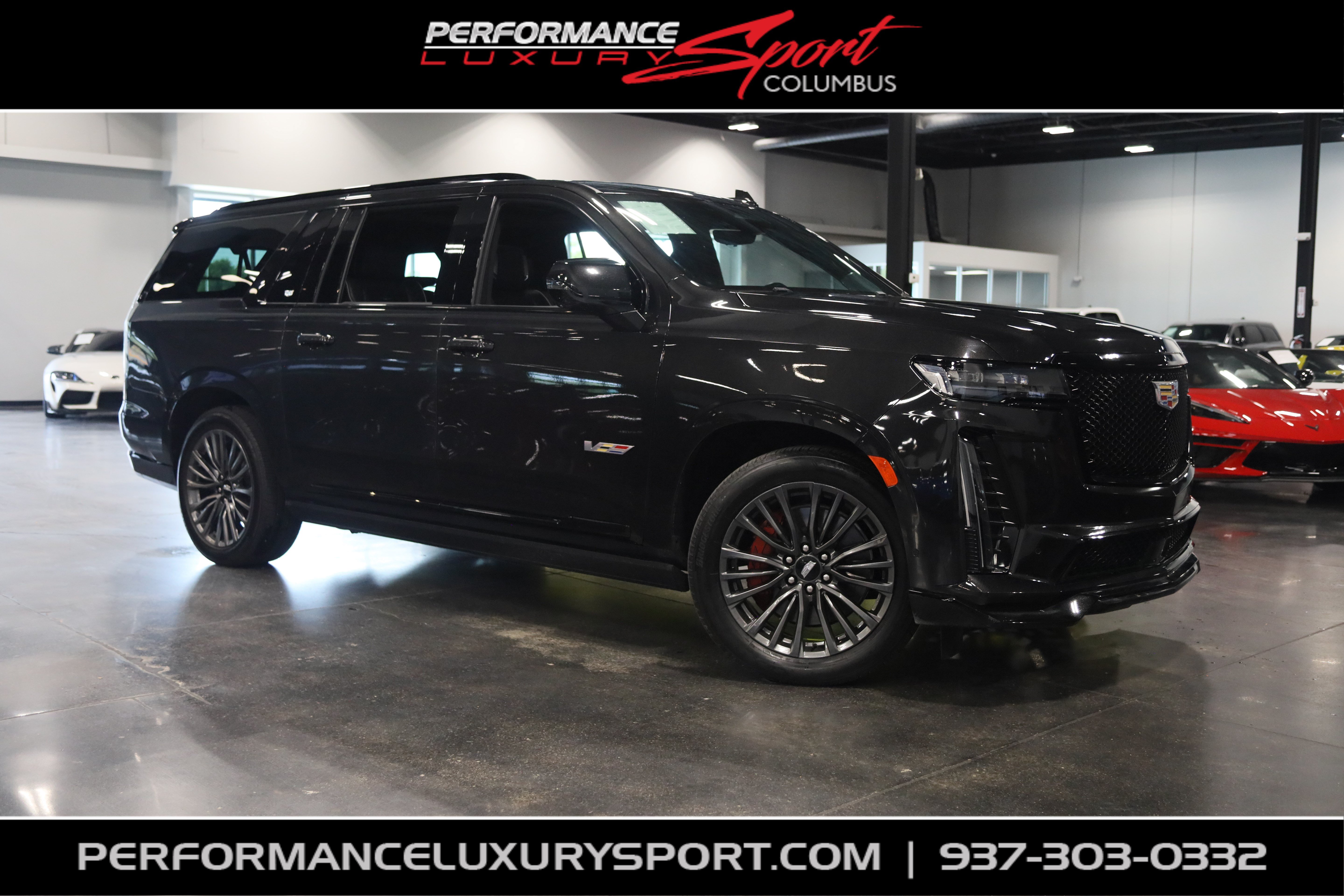 Used 2024 Cadillac Escalade ESV V AWD/4WD image 1