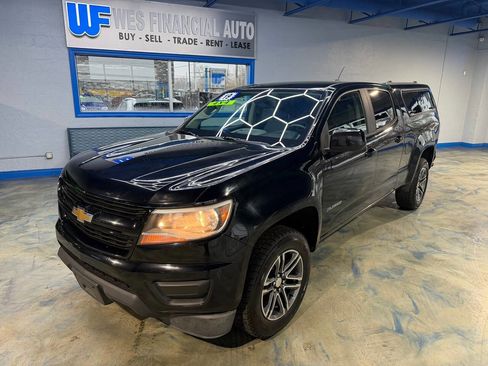Used 2019 Chevrolet Colorado W/T w/ Custom Special Edition image 2