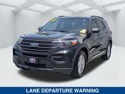 Used 2020 Ford Explorer XLT RWD image 8