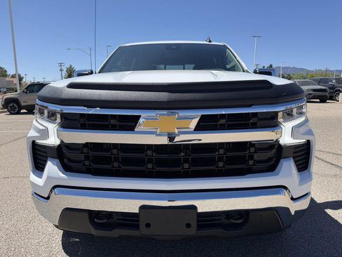 Used 2025 Chevrolet Silverado 1500 LT image 11