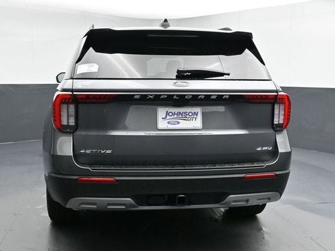 New 2026 Ford Explorer Active w/ Active Comfort Package image 10
