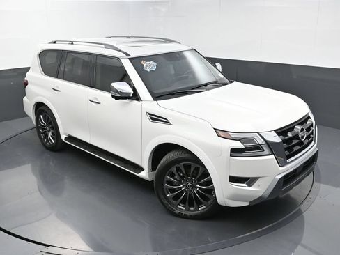 Used 2023 Nissan Armada Platinum w/ Cargo Package RWD image 30