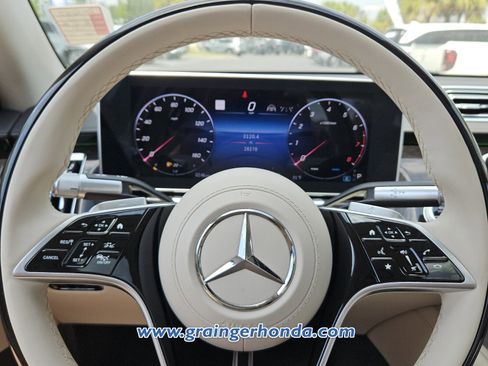 Used 2022 Mercedes-Benz S 500 4MATIC image 18