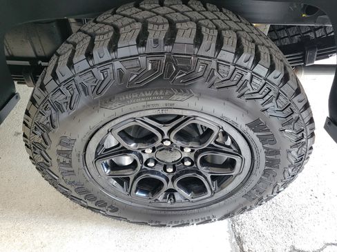 New 2025 Chevrolet Silverado 1500 ZR2 w/ ZR2 Bison Edition image 48