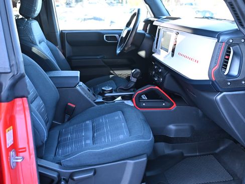 Used 2023 Ford Bronco Heritage Edition image 40