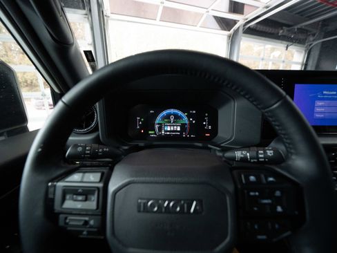 Used 2025 Toyota Land Cruiser 1958 image 15