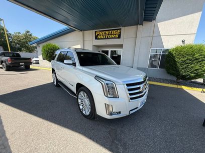 Used 2015 Cadillac Escalade Luxury