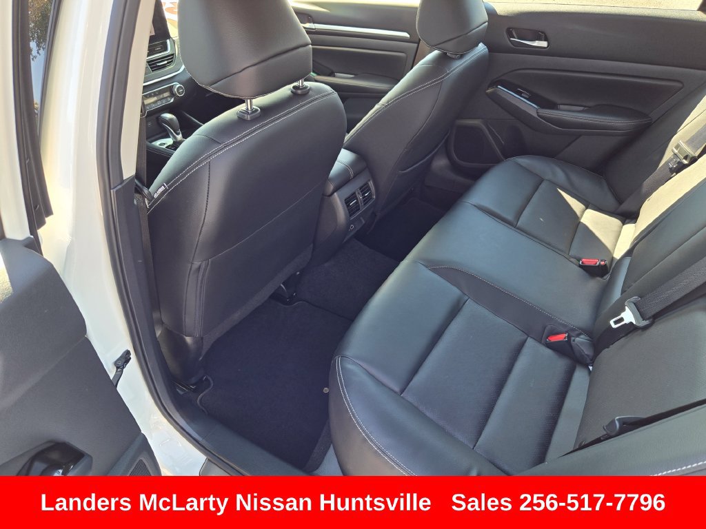 Used 2025 Nissan Altima 2.5 SL FWD image 14