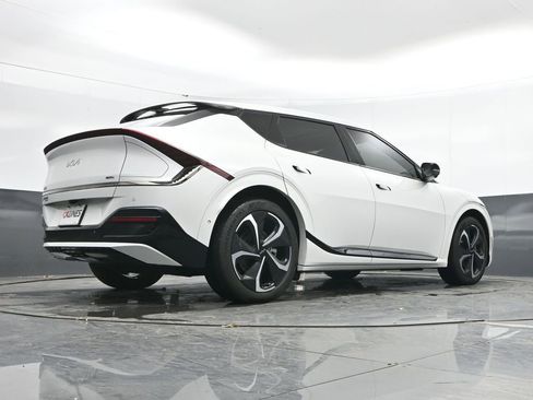 Used 2024 Kia EV6 GT-Line image 24