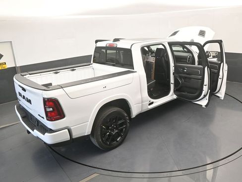 New 2026 RAM 1500 Laramie AWD/4WD image 71