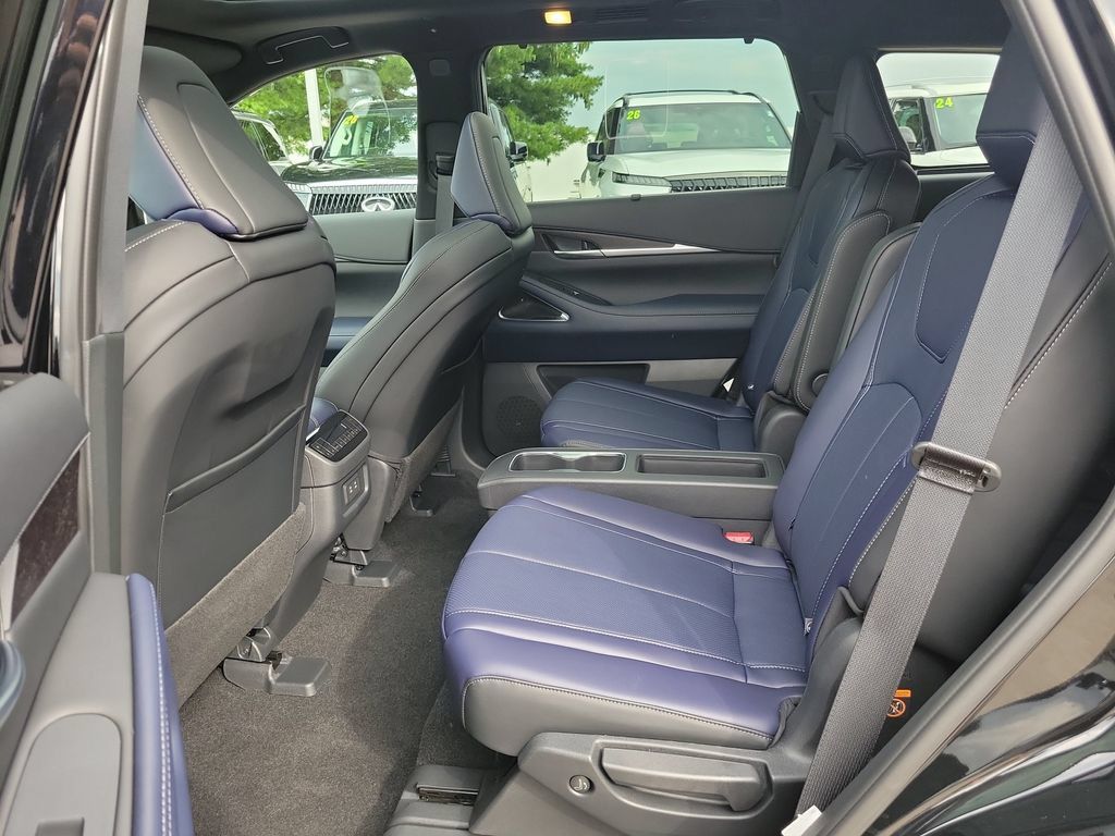 Certified 2026 INFINITI QX60 Sport w/ Dark Cargo Package AWD/4WD image 27