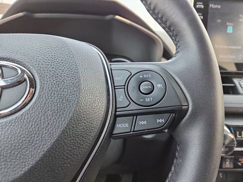 Used 2022 Toyota RAV4 XSE w/ XSE Grade Weather Package AWD/4WD image 17