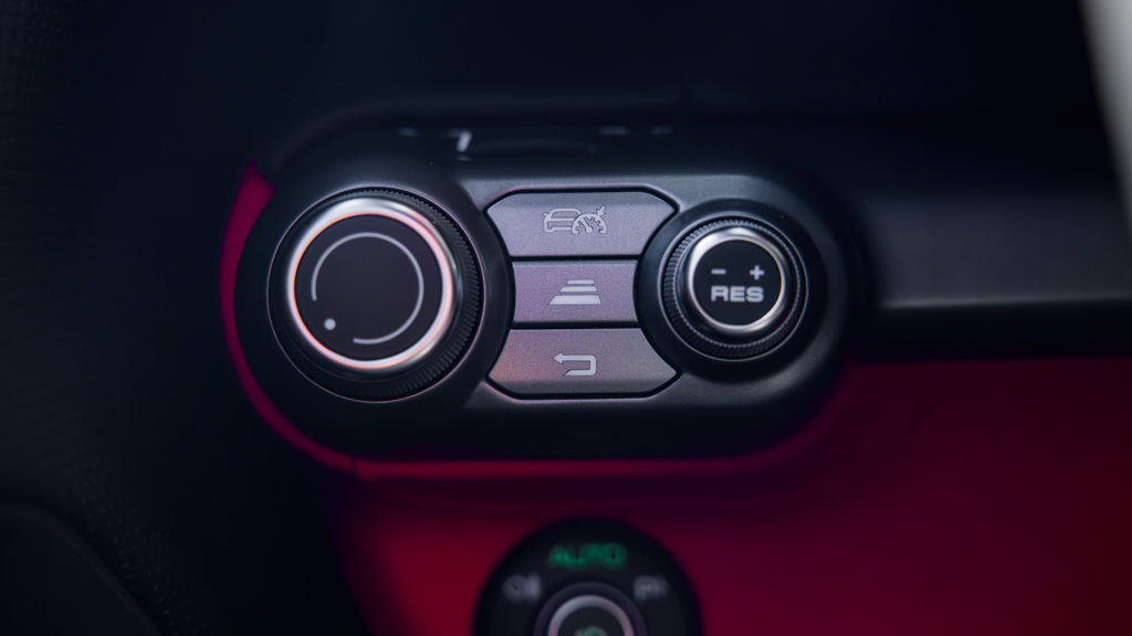 Used 2023 Ferrari 812 GTS RWD image 25