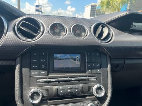 Used 2018 Ford Mustang GT w/ GT Performance Package RWD image 15